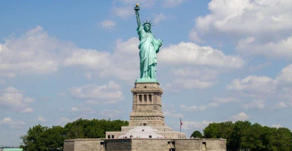 Top 10 News Headlines in USA Today